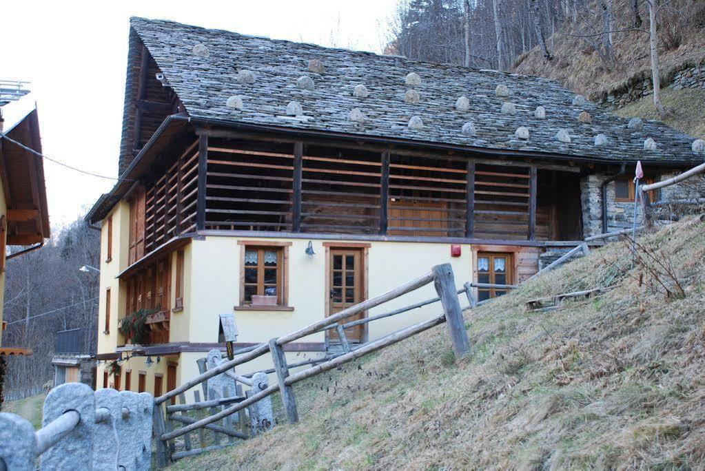 Casa Walser Hotel Riva Valdobbia Exterior photo