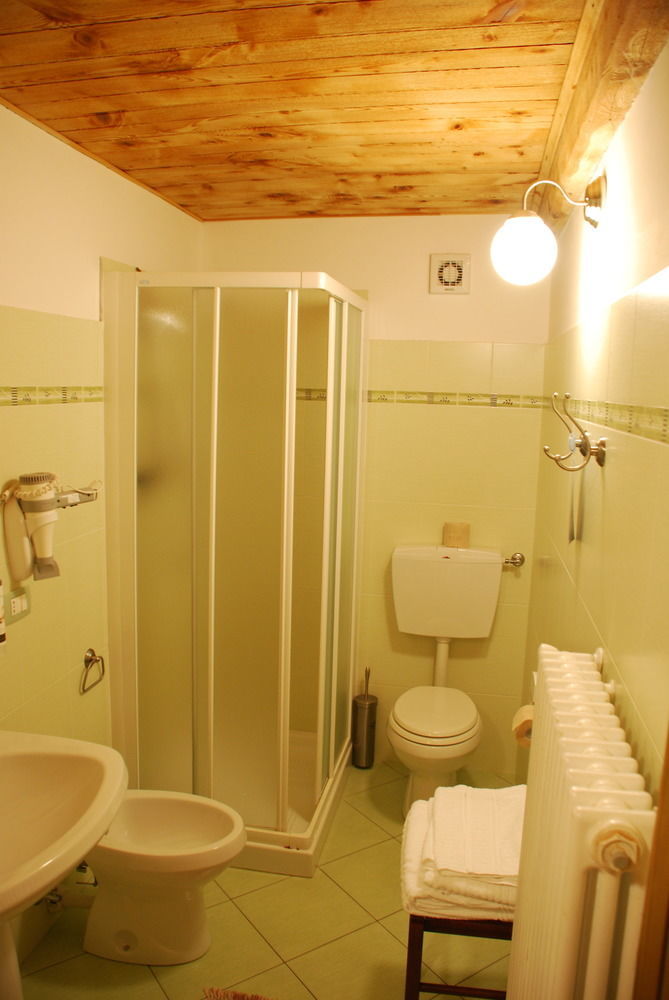 Casa Walser Hotel Riva Valdobbia Exterior photo